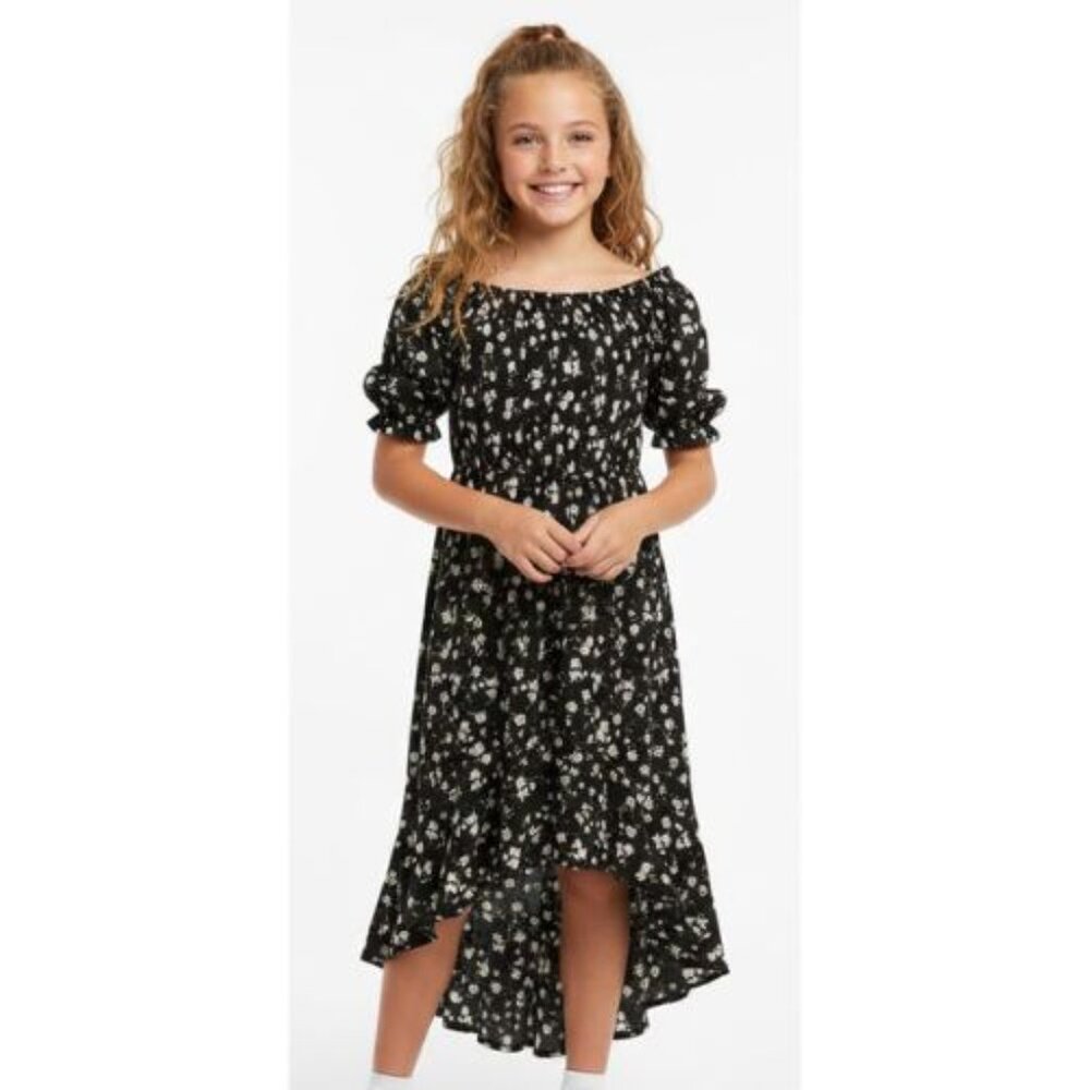 Ukids Black and White Casual Maxi Dress with Square Neck and Puff Sleeves